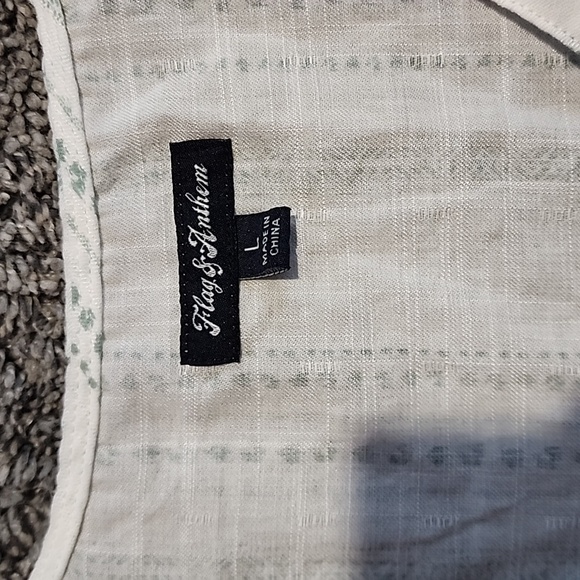 Blouse size Large - Picture 2 of 3